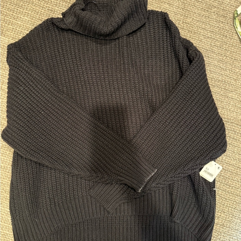 Chunky Turtleneck Knit Sweater - Black